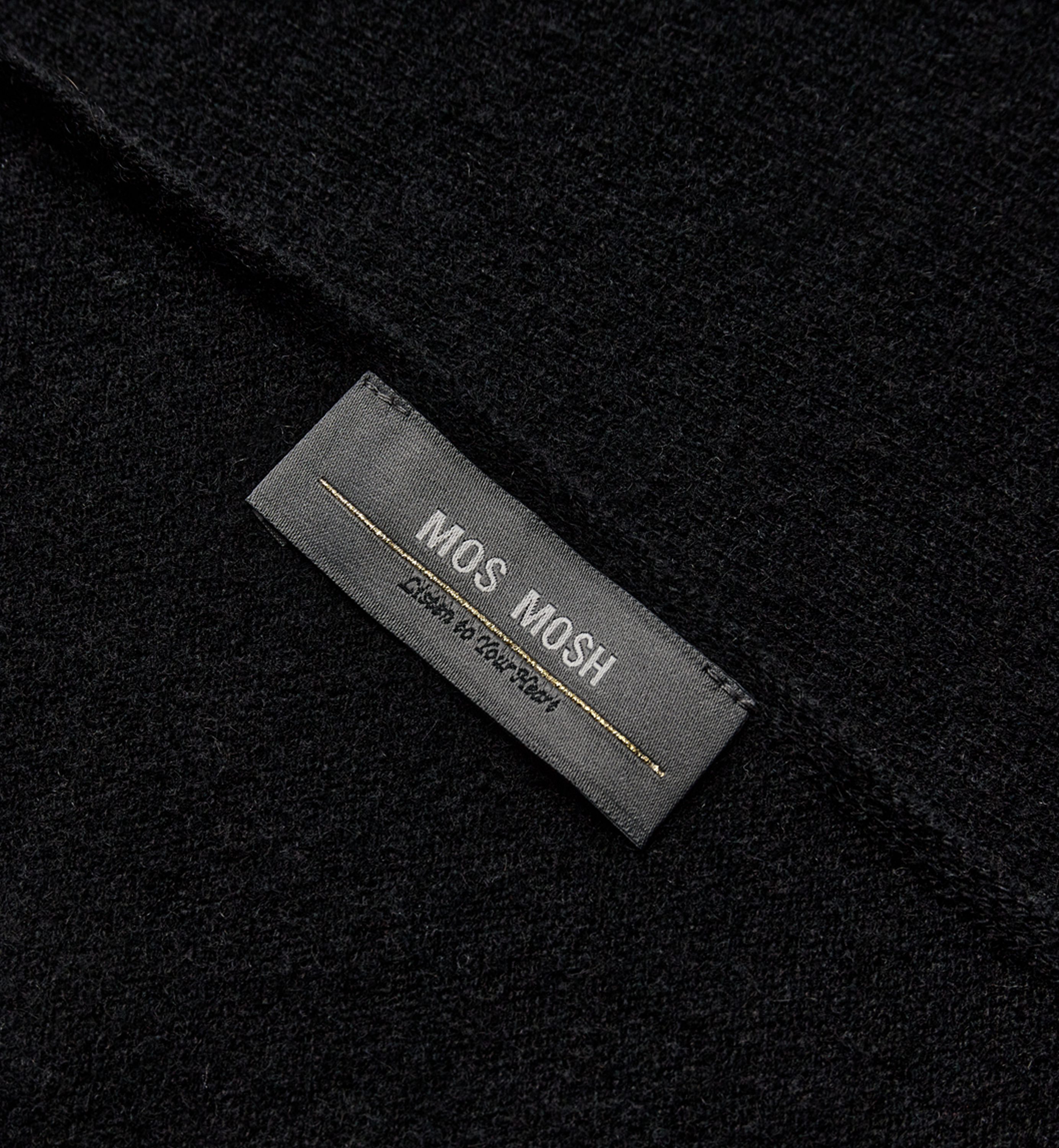 Packshot / Black / Detail